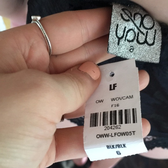 LF black satin flowy tank with lace trim - Picture 4 of 4